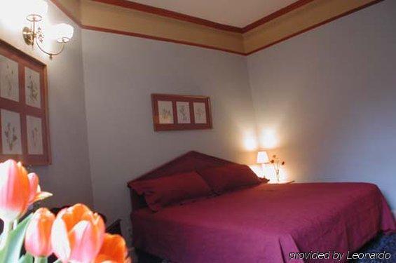 Historic Plaza Hotel 3*